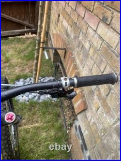 Transition TR250 26 Full Sus Medium Frame Mountain Bike Transition TR250 26 Full Sus Medium Frame Mountain Bike