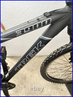 Trek 3900 MOUNTAIN BIKE SILVER AND BLACK 16 FRAME GOOD CONDITION Trek 3900 MOUNTAIN BIKE SILVER AND BLACK 16 FRAME GOOD CONDITION
