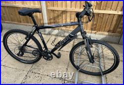 Trek 4300 Mountain Bike Black 19.5in Frame 26in Wheels Aluminium 24 Speed