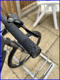 Trek 4300 Mountain Bike Black 19.5in Frame 26in Wheels Aluminium 24 Speed