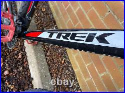 Trek 4900 series Mountain Bike 19.5 (Medium) Frame, 26 Wheels, Front Sus