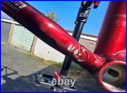 Trek 8000ZR Aluminum Mountain Bike Frame Size Medium Weight 1.5kg Metallic Ruby