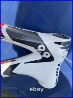 Trek Elite 9.9 SSL Carbon Fibre Hard Tail Frame-Set in White/Black 19.5 NOS
