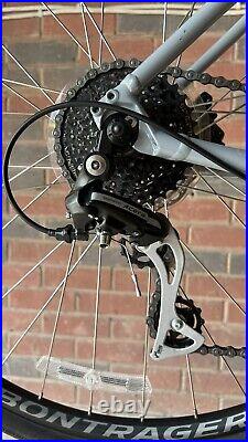 Trek FX2 Disc Brake Hybrid Bike / Cycle (Mint) / LARGE Frame + Bike Pump