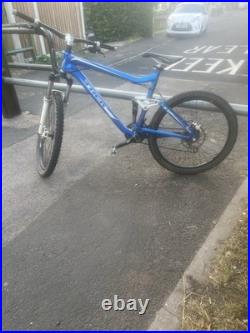 Trek Fuel EX 5 Full Suspension Mountain Bike Large Frame 26 Wheels