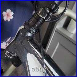 Trek Fuel EX 8 Full Suspension Mountain Bike Rockshoxk /Fox Suspension Trek Fuel EX 8 Full Suspension Mountain Bike Rockshoxk /Fox Suspension