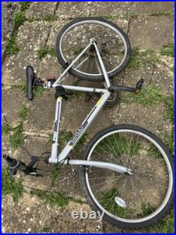 Trek MT 60 26in Mountain Bike Silver 13in Frame V-Brake Rigid Flat Bar