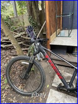 Trek Marlin 5 Gen 3 Small Frame Mountain Bike Excellent Condition