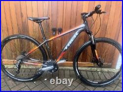 Trek Marlin 5 Mountain Bike 17.5 Frame 29 Wheels New Chain & Cables Trek Marlin 5 Mountain Bike 17.5 Frame 29 Wheels New Chain & Cables