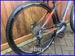 Trek Marlin 5 Mountain Bike 17.5 Frame 29 Wheels New Chain & Cables