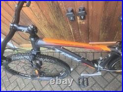 Trek Marlin 5 Mountain Bike 17.5 Frame 29 Wheels New Chain & Cables