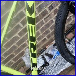 Trek Marlin 5 Mountain Bike 29 Wheels. 18.5 frame. Manyextras recently serviced