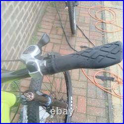 Trek Marlin 5 Mountain Bike 29 Wheels. 18.5 frame. Manyextras recently serviced