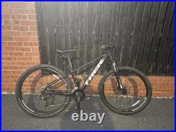 Trek Marlin 5 Mountain Bike Black Size Small a Few Scratches On The Frame Trek Marlin 5 Mountain Bike Black Size Small a Few Scratches On The Frame