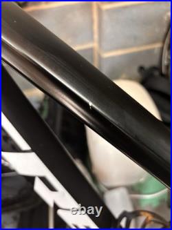 Trek Marlin 5 Mountain Bike Black Size Small a Few Scratches On The Frame Trek Marlin 5 Mountain Bike Black Size Small a Few Scratches On The Frame