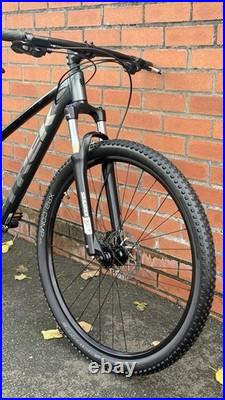 Trek Marlin 5 Mountain Bike Medium Frame Excellent Condition