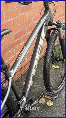 Trek Marlin 5 Mountain Bike Medium Frame Excellent Condition