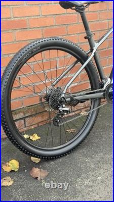 Trek Marlin 5 Mountain Bike Medium Frame Excellent Condition