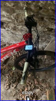 Trek Marlin 5 Small Frame 27.5 inch Wheels Mountain bike