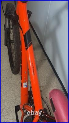 Trek Marlin 6 Mountain Bike 17.5 inch frame 29 inch wheels