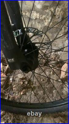 Trek Marlin 6 Mountain Bike, small frame, 27.5 inch wheels, used bike