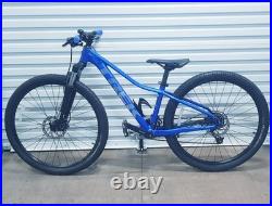 Trek Marlin 6 small frame mountain bike Trek Marlin 6 small frame mountain bike