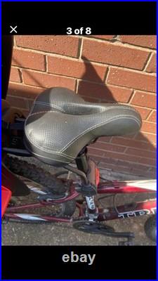Trek Mountain Bike 3500 26 Wheels (very Light Alloy Frame)
