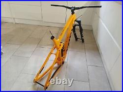 Trek Remedy 9.8 Carbon MTB Frame, Large. 2022. 27.5. + Fox 38 Performance Forks