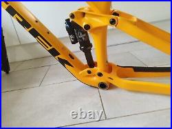 Trek Remedy 9.8 Carbon MTB Frame, Large. 2022. 27.5. + Fox 38 Performance Forks