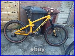 Trek Remedy 9.8 Carbon MTB Frame, Large. 2022. 27.5. + Fox 38 Performance Forks
