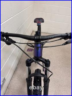 Trek Roscoe 6 XS Frame / 27.5 inch tyres / Purple Flip / Maxxis Tubeless tyres