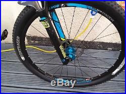 Trek Superfly 6 Hardtail Mountain Bike, 29er Wheels, 19.5 Inch Frame