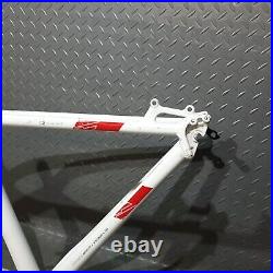 Trek XCaliber 9 Bicycle MTB Mountain Bike Frame Medium 18.5 47cm White & Red
