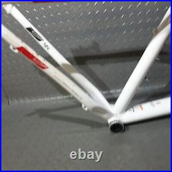 Trek XCaliber 9 Bicycle MTB Mountain Bike Frame Medium 18.5 47cm White & Red