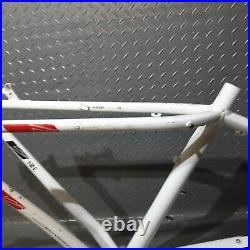 Trek XCaliber 9 Bicycle MTB Mountain Bike Frame Medium 18.5 47cm White & Red