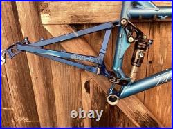 Turner Flux Mountain Bike Frame Medium 17 DW Link Ano Blue Fox MTB Vintage 26