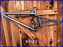 Turner Flux Mountain Bike Frame Medium 17 DW Link Ano Blue Fox MTB Vintage 26