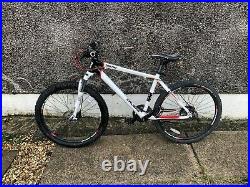 Two Two Calibre Mountain bike 18 inch frame good specification