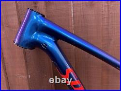 Used 2019 Specialized Chisel Frame Gloss Chameleon/Rocket Red Hardtail 29 Small