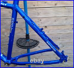 VGC Land Rover Cotapaxi mountain bike mtb frame 19.5 alloy 26 wheel blue