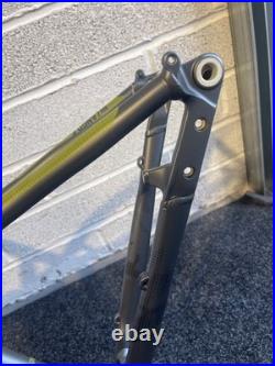 Voodoo Bizango-E Frame 19 2023 E-MTB For 29 Wheels and STEPS Grey/Green