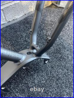 Voodoo Bizango-E Frame 19 2023 E-MTB For 29 Wheels and STEPS Grey/Green