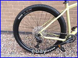 Voodoo Bizango Pro Mountain Bike 19 Inch Aluminium Frame Ex Shop Display 18310 H