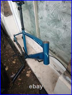 WHYTE M Size FRAME ONLY BLUE GOOD PROJECT USED CONDITION