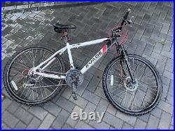 White Apollo Evade Mountain Bike 17 Frame with Disc Brakes