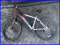 White Apollo Evade Mountain Bike 17 Frame with Disc Brakes