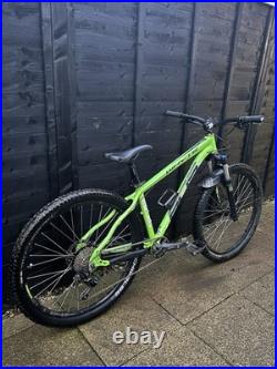 Whyte 805 Mountain Bike Small Frame 27.5 Wheels