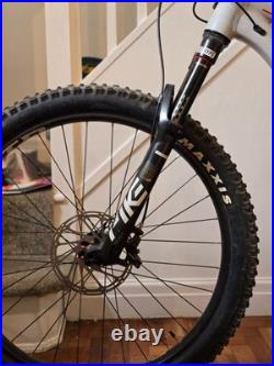 Whyte 905 v4 Med Frame 27.5 Wheels