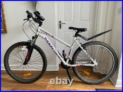 Women's mountain bike, large 26 inch frame, good condition