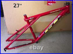 Wonderful 1998 GT Tempest Triple Triangle 7005 alloy frame and bits